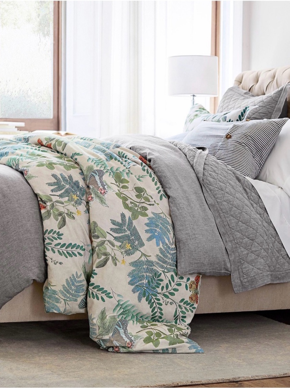 Pottery Barn Victoria Botanical Cotton Comforter - Sand & Green/Blue Floral